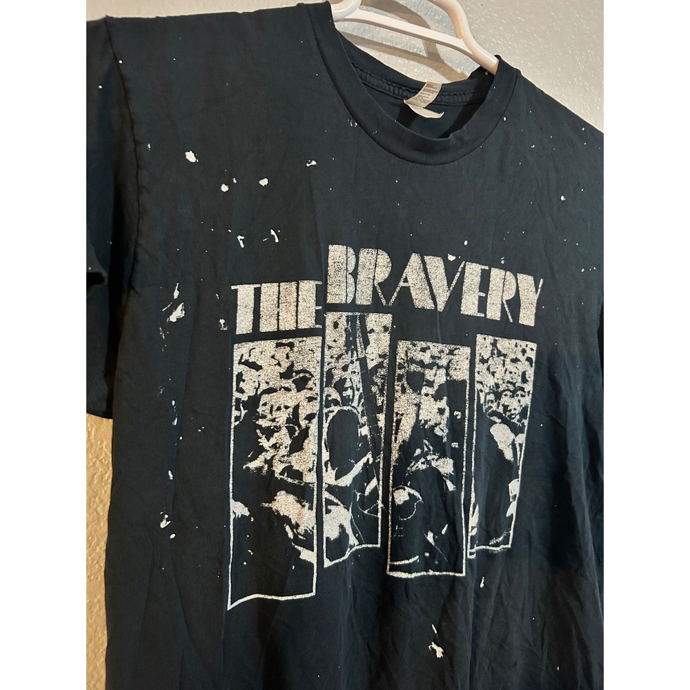 The Bravery T-Shirt Men Medium Black Indie Rock Graphic Tee American Apparel - Picture 2 of 6
